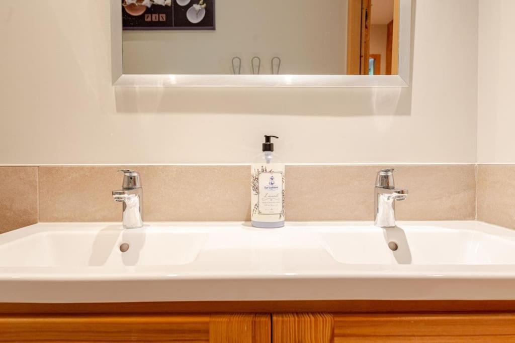 ולמינייה Appartement En Chalet Individuel Sauna Piscine מראה חיצוני תמונה